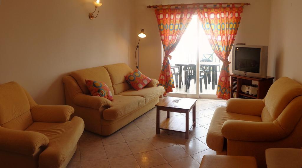 Apartamento Avenida Da Liberdade Albufeira Room photo